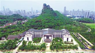 國(guó)家優(yōu)質(zhì)工程：柳州市老年活動(dòng)中心及1、2號(hào)門(mén)衛(wèi)室工程