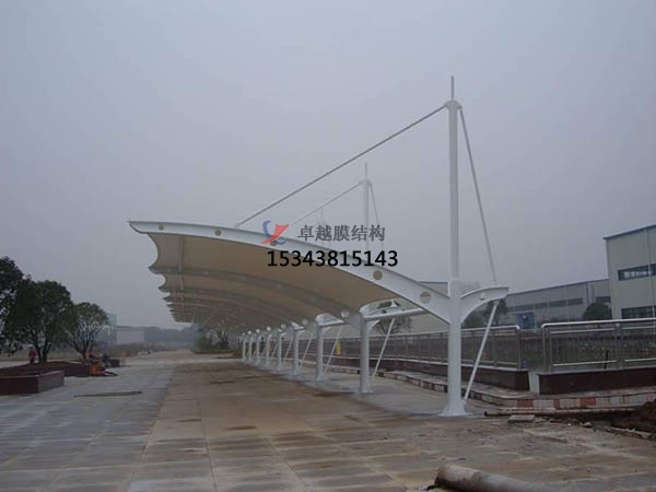 銅川<font color='red'>膜結(jié)構(gòu)車(chē)棚</font>【遮陽(yáng)棚廠(chǎng)家】