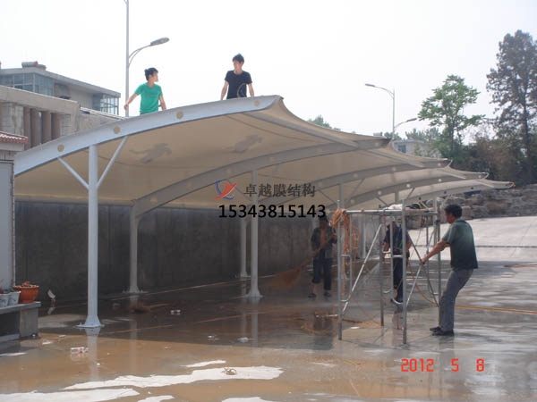 吳江膜結(jié)構【充電站防雨篷】停車棚設計安裝
